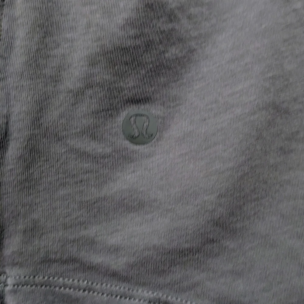 Lululemon Love tank Rhino Grey Size 6 - Picture 5 of 5